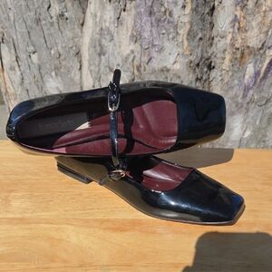 Franco Sarto Black Patent Mary Jane Flats with Burgundy Interior